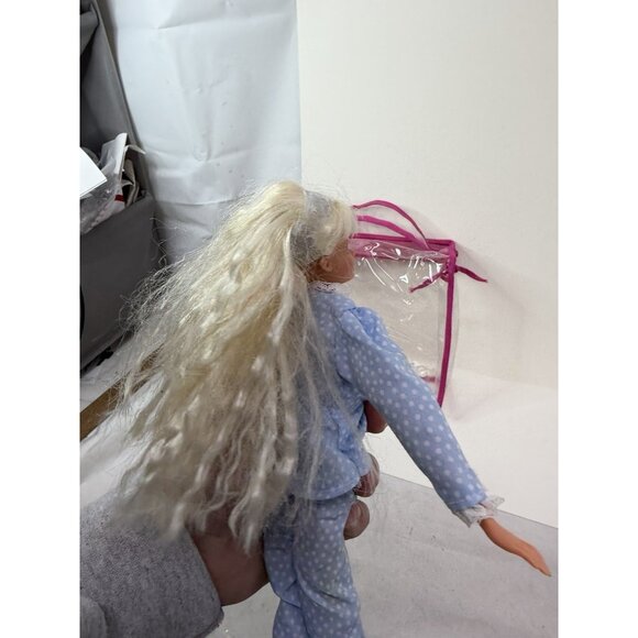 W/ ORIGINAL BAG! Vintage 1994 Slumber Party Barbie #12696 in Blue Dot Pajamas - Picture 8 of 11